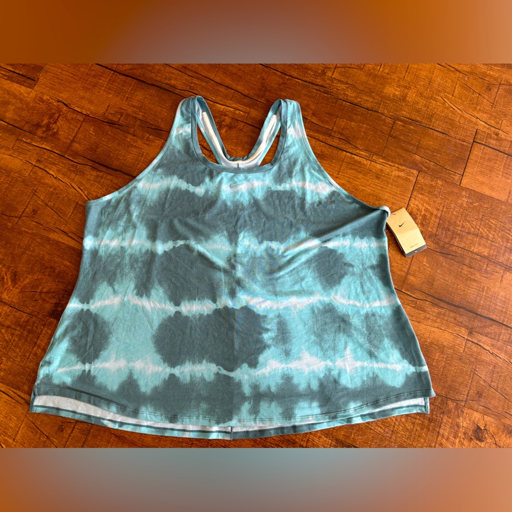 NWT | Women’s Nike Dri-Fit Training Racerback Tank